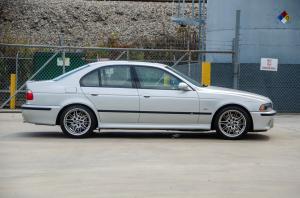 BMW M5 2003 года 